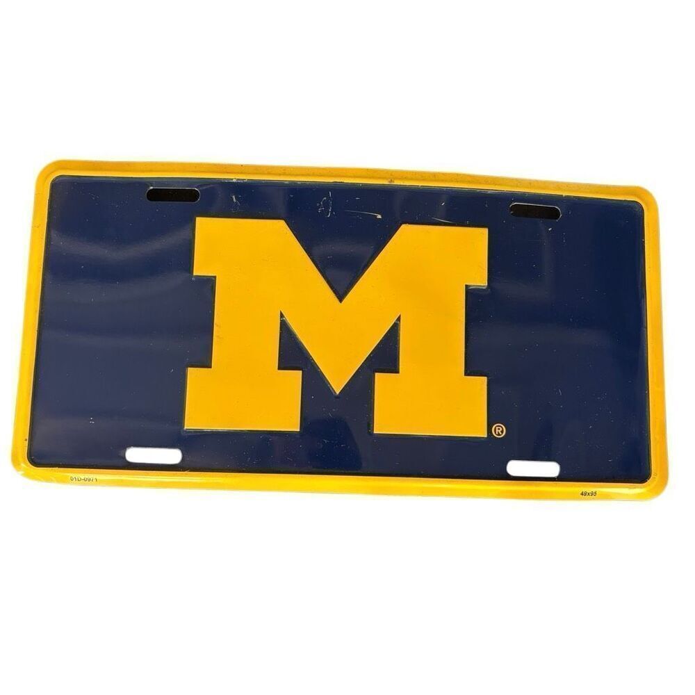 Michigan Wolverines Metal License Plate
